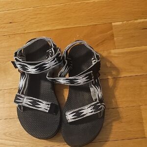 Teva Women's Midform Universal in the Halcon Black/White And Gray Sandals